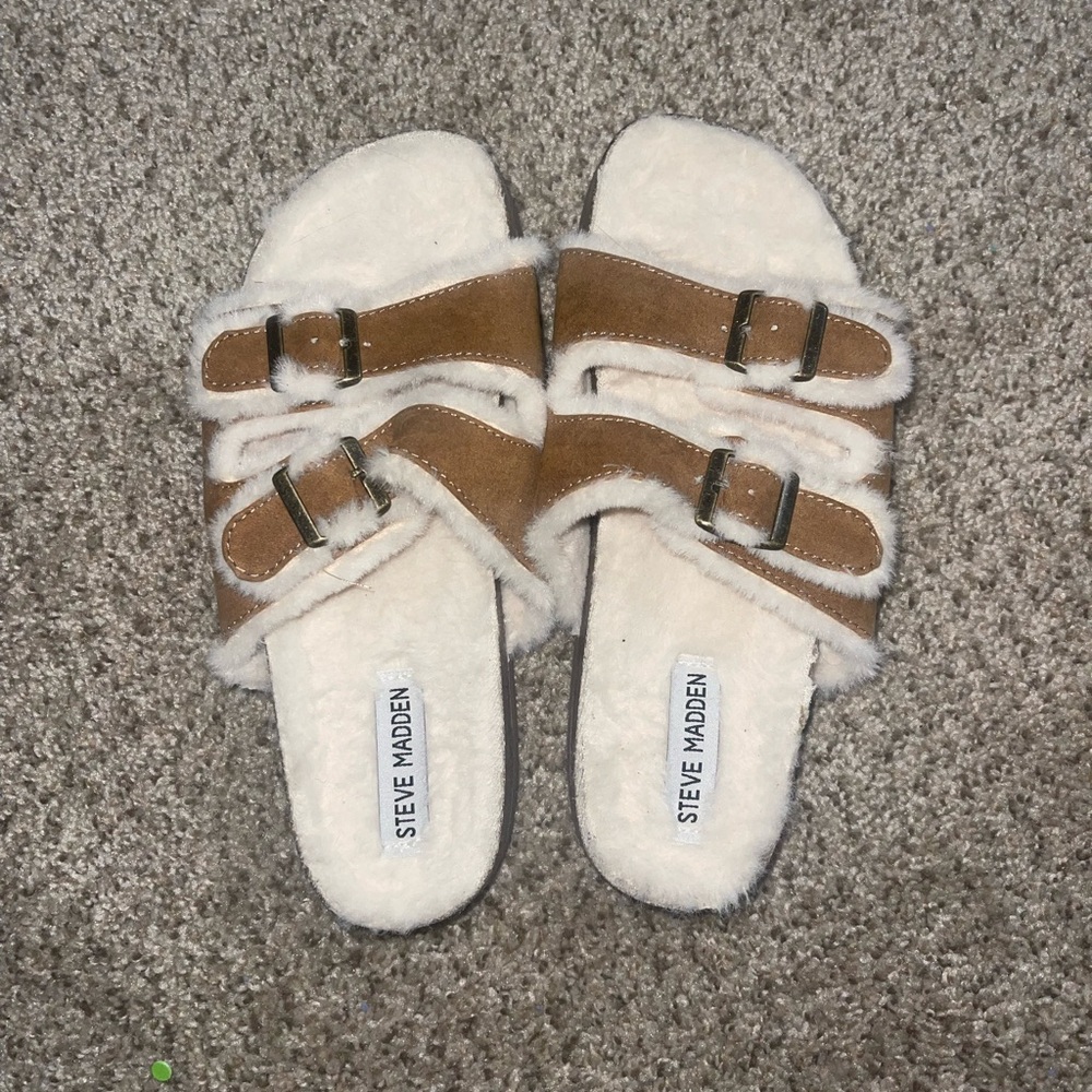 Steve Madden Fuzzy Sandals